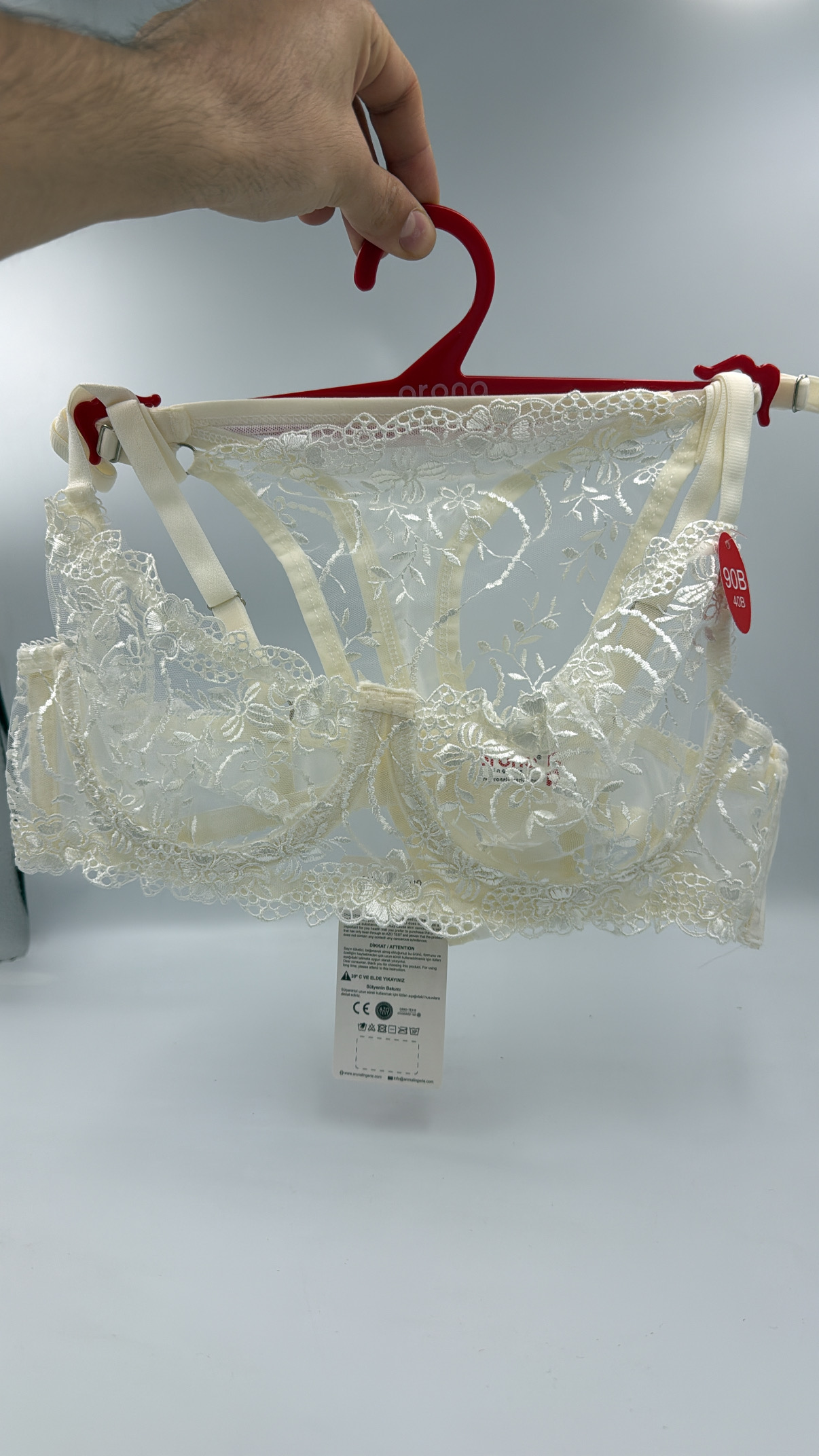 2FC1F643-96D0-481F-9833-B816750F26F1 Lingerie takımı 90B BEYAZ (Kopya) - Görsel 1